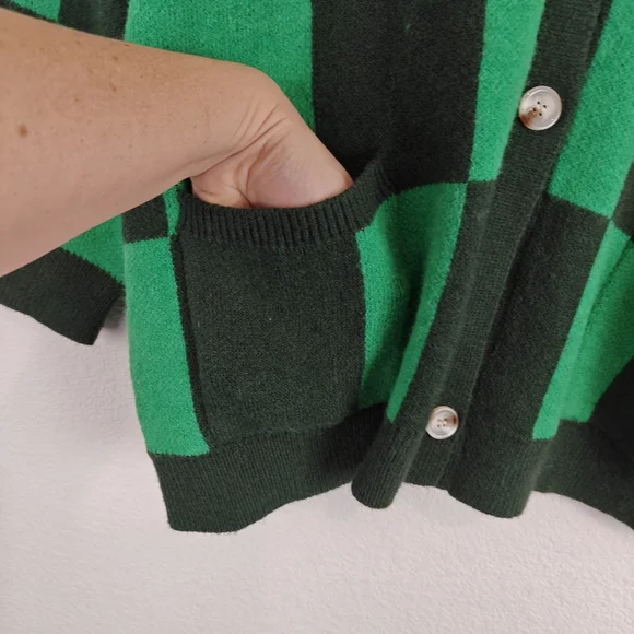 Panache Apparel Girl Crush Oversized Cardigan In Green Checkered Size LG - Picture 9 of 16